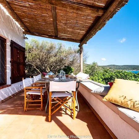 Su Mari Su Entu Isola Di Con Accesso Diretto Al Mare Villa