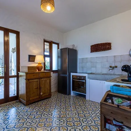 Su Mari Su Entu Isola Di Con Accesso Diretto Al Mare Villa *